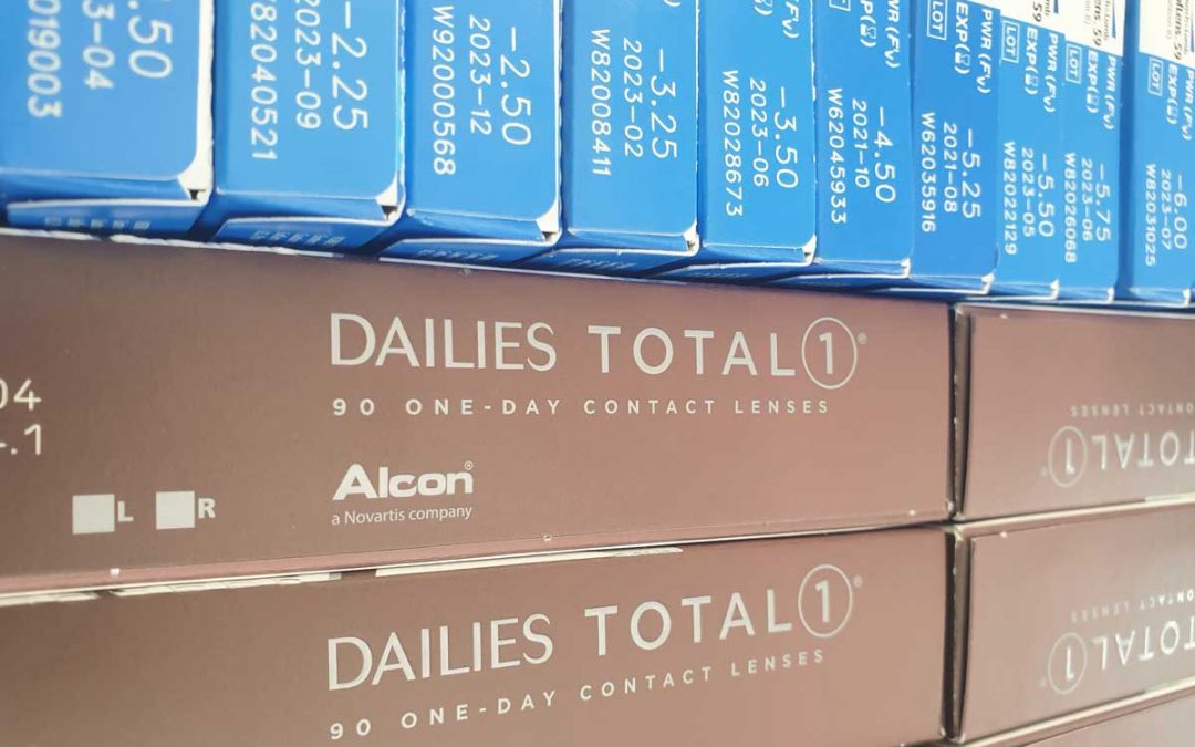 Stock permanent de lentilles correctrices