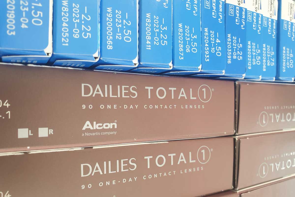 piles lentilles correctrices stock de lentilles